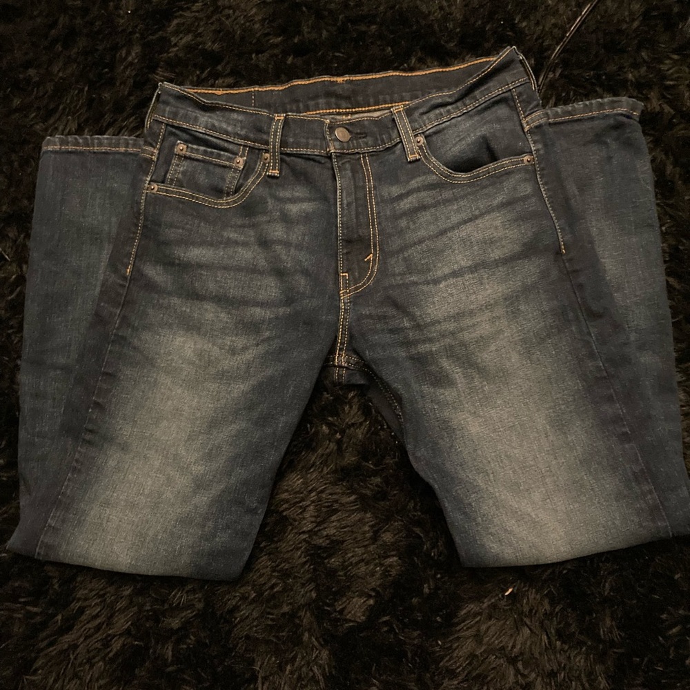 569 Levi’s